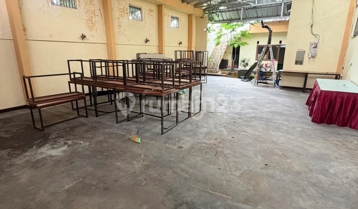 Warehouse for Rent in Cisaranten