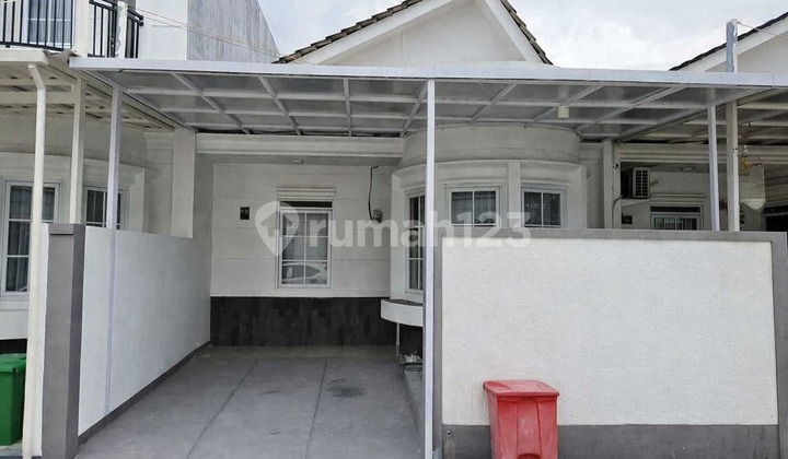 For Rent House in Bentang Artha Residence 2