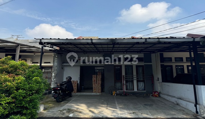 House for Rent in Mekar Wangi Complex, Bandung