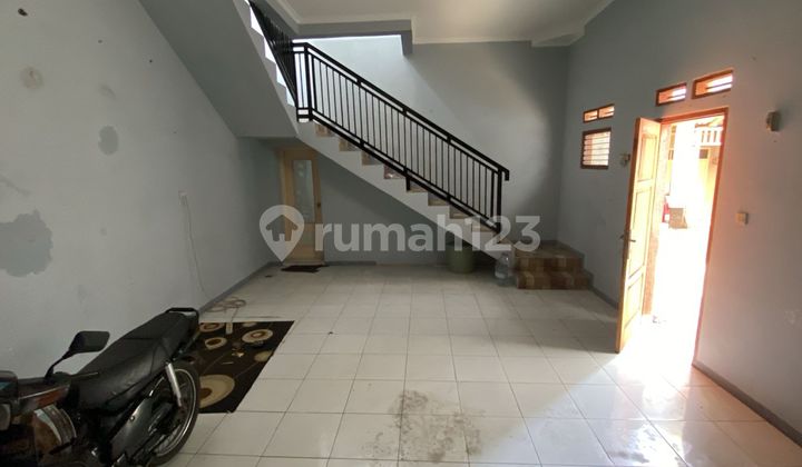 Disewakan Ruko Daerah Manglid, Sadang