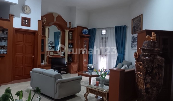 Dijual Rumah Mewah di Antapani 2