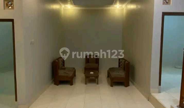 Dijual Rumah Luas Pusat Kota di Buah Batu