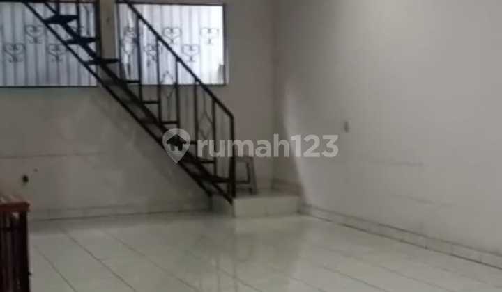 For Rent Shop House in Taman Kopo Indah