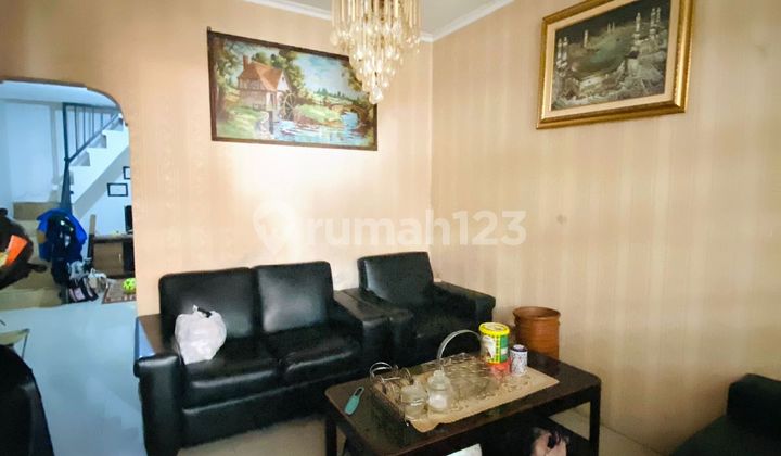 Rumah Hook untuk Keluarga di Antapani Dekat Gasmin Griya