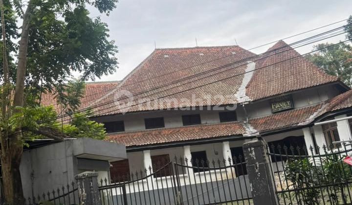 For Rent Building/Former Cafe Sayap Tamansari Bandung For Rent Building/Former Cafe Sayap Tamansari Bandung