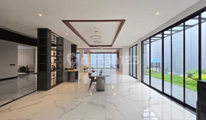 Jual Rumah Mewah Sayap Setiabudi 2