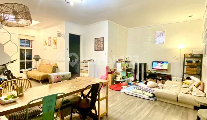 Dijual Rumah Luas Harga di Bawah Pasaran Antapani