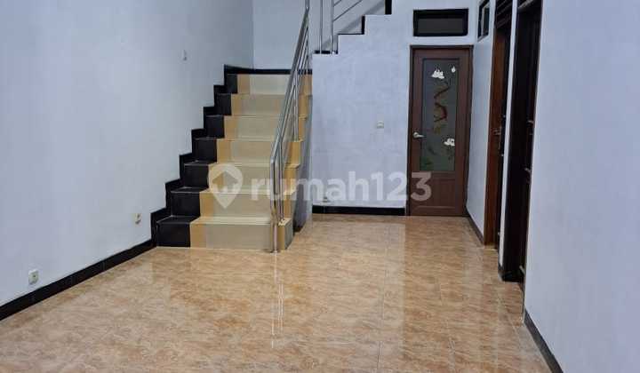 Dikontrakan Rumah di Buah Batu