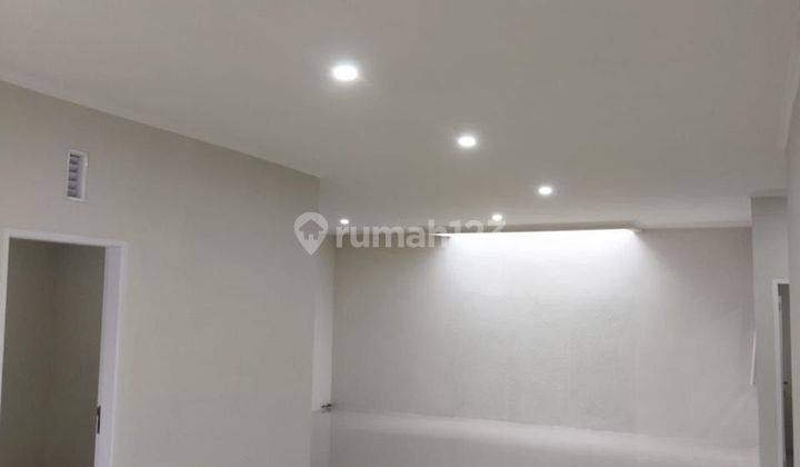 Dijual Rumah Bagus Ngeblong Siap Huni Taman Rahayu 1