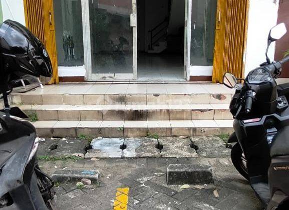 Ruko Cempaka Mas. 3 Lantai. Siap Pakai. Area Perkantoran Dan Gudang Kecil.  1