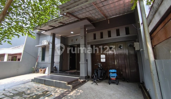 Sunter. Rumah 2 Lantai. Uk 10X20. Semi Furnish.