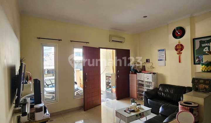 Muara Karang. Rumah 2½ Lantai. Minimalis Modern. 2