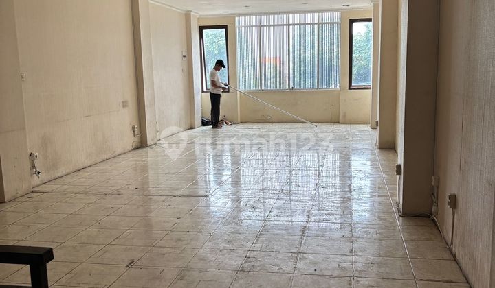 Ruko Tebet 4 Lantai. Cocok Ut Kuliner Cafe Clinic Ruko Tebet 4 Lantai. Cocok Ut Kuliner Cafe Clinic