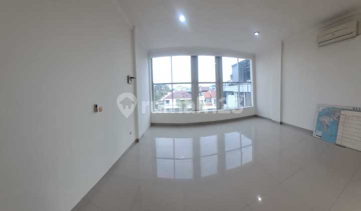 Duri Kepa. 4-Storey Shop House. Newly Renovated. Neat and Nice. 2