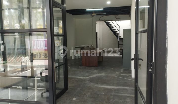 For Sale/Rent 2½ Story Shop House in Pluit.