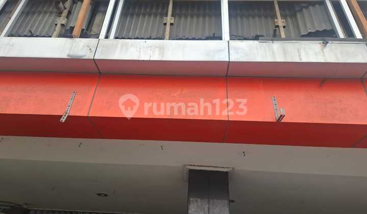 3 Unit Shophouse. Suitable for Office Building. Cafe. Warehouse.