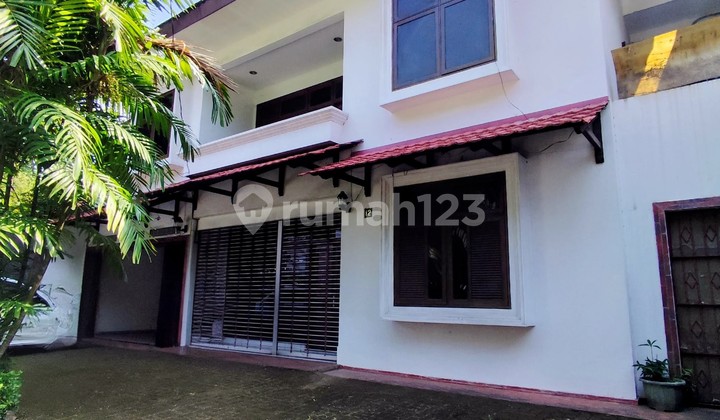 Hang Jebat. Rumah 2 Lantai. Uk 15.9X21. bisa Ut Usaha. 2