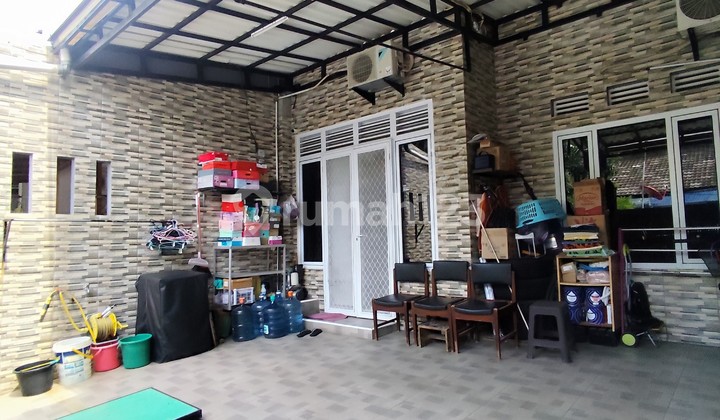 Sunter. Rumah Minimalis Modern. 2 Lantai.