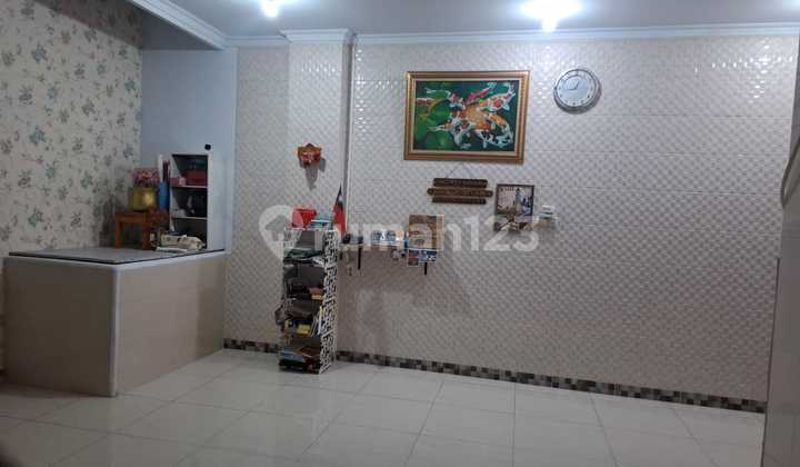 Jual Cepat! Dibawah Njop! Rumah Petojo Roxy 3 Lantai.. 