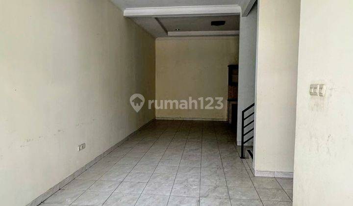 Disewakan Rumah Siap Huni. 2½ Lantai. Uk 6x15  1