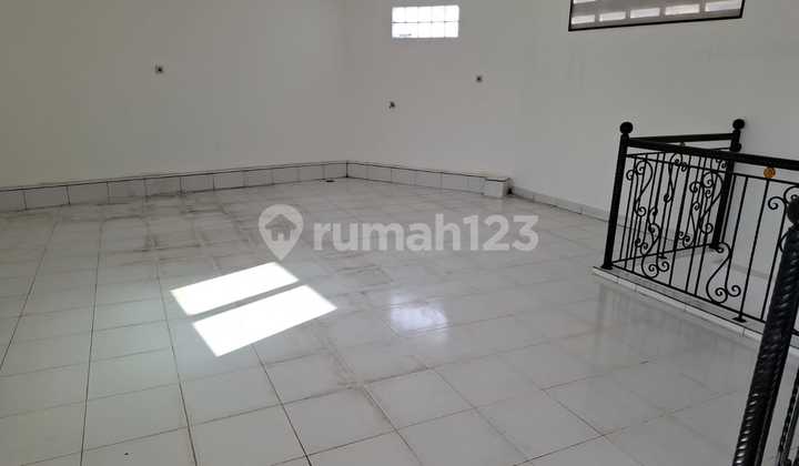 Rare Find. 4-Story Attached Shop Houses. Strategic Location. 2