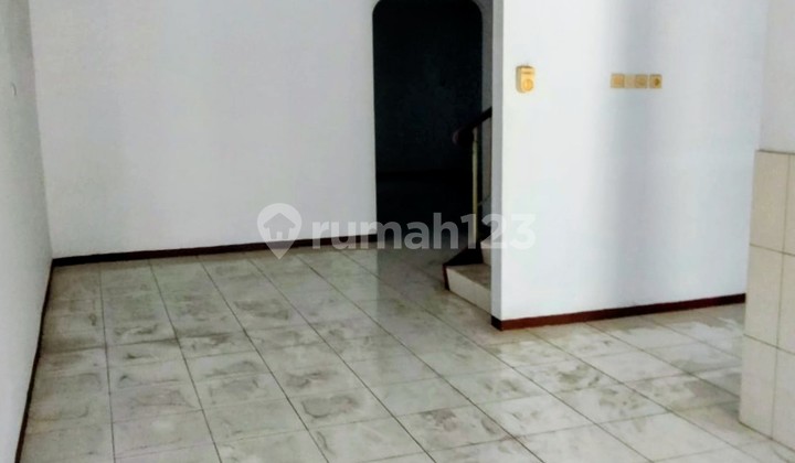 For Sale Cheap. Kelapa Gading. 2 Story House. Size 6x22. Facing East.