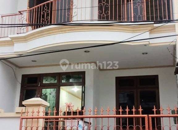 Rumah, 2½  Lantai, Hadap Selatan, Graha Sunter Pratama 1