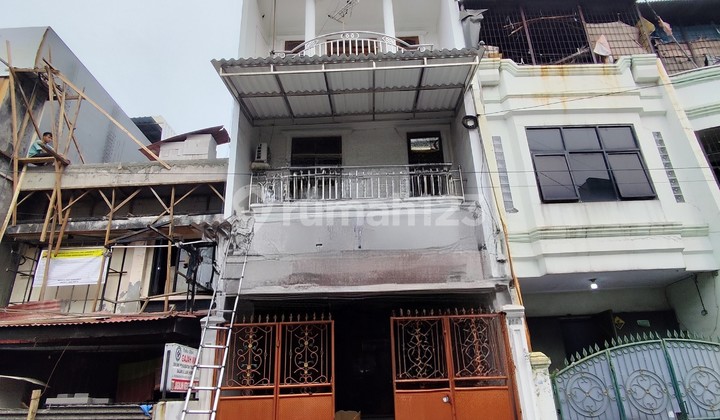 Turun Harga. Ruko 3 Lantai, Pademangan, Cocok untuk Usaha