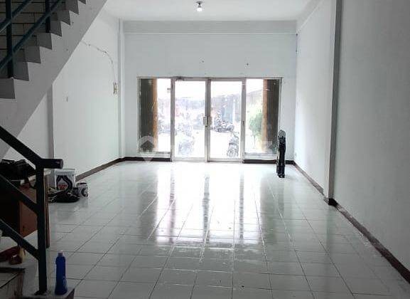 Ruko Cempaka Mas. 3 Lantai. Siap Pakai. Area Perkantoran Dan Gudang Kecil.  2