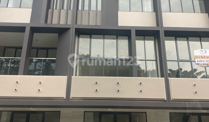 Sewa Ruko 3 Lantai Bsd Kawasan Elit Siap Huni Hadap Jl Raya