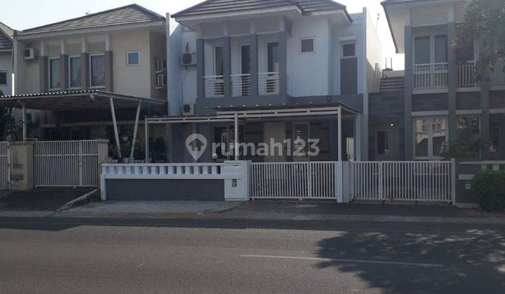 Rumah Nyaman Siap Huni Di Pinggir Jalan Kota Wisata Rumah Bagus SHM - Sertifikat Hak Milik di Boulevard West Covina SG 1 Nomor 20, Kota Wisata, Cibubur, Kota Wisata Semi Furnished 1