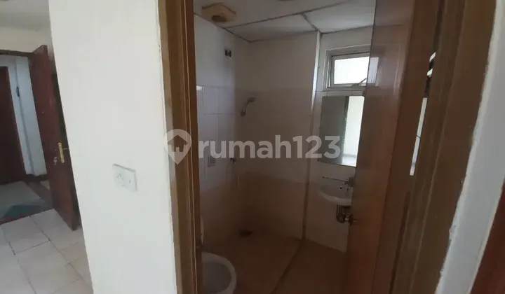 TERMURAH Apartment 2 BR Semi Furnished Kemayoran, Jakarta Pusat 2