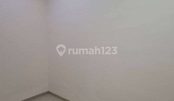 Termurah Bebas Banjir, Rumah, 2 Lantai, SHM 2