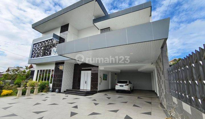 Rumah 2 Lantai Modern Jalan Alianyang Pontianak 1