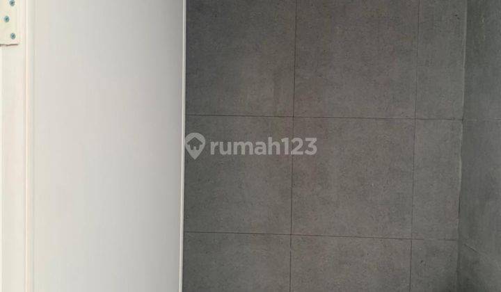  Rumah Baru 2 Lantai Dekat Cito Surabaya  SHM 2