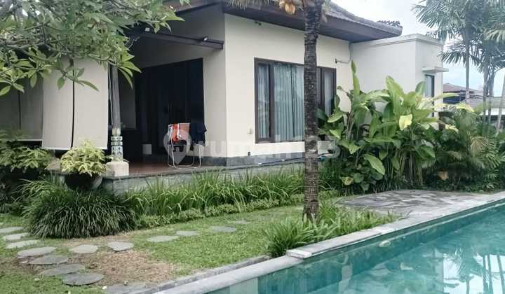 Villa Jual Lokasi Pererenan 2