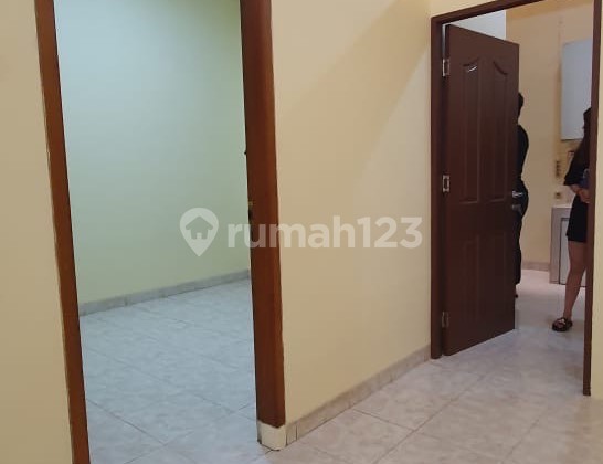 DISEWAKAN!!! Rumah Standart Rapih 2,5Lt Di Sunter  2