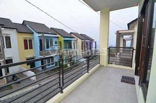 Two-Story Villa in Mutiara Panderman Batu Housing