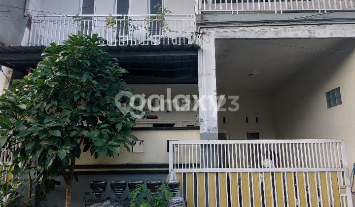 2-Story House Location Behind Pondok Thursina Malang
