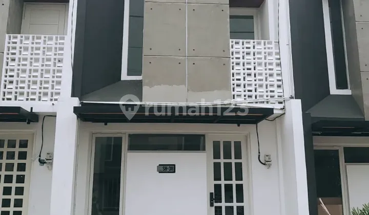 3-Story House (Landed Apartment Concept) in Malang 3-Story House (Landed Apartment Concept) in Malang