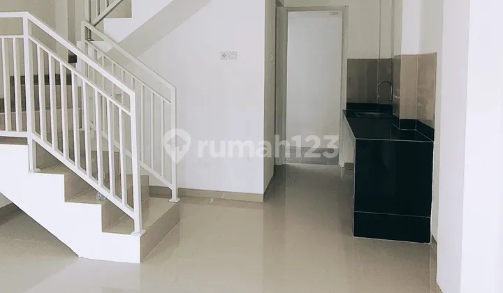 Rumah 3 Lt (Konsep Landed Apartment) di Malang 2