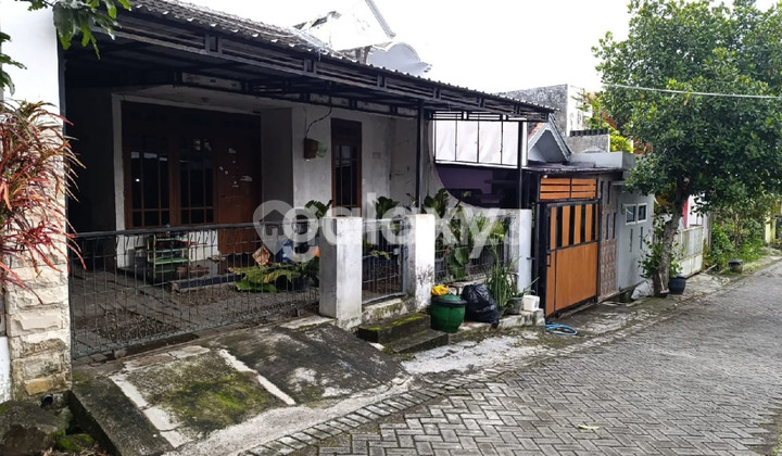 Rumah di Puri Indah Dekat Jatim Park di Kota Batu 1
