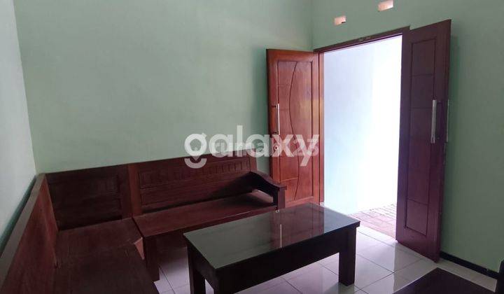 tampak depan rumah nyaman green living residence