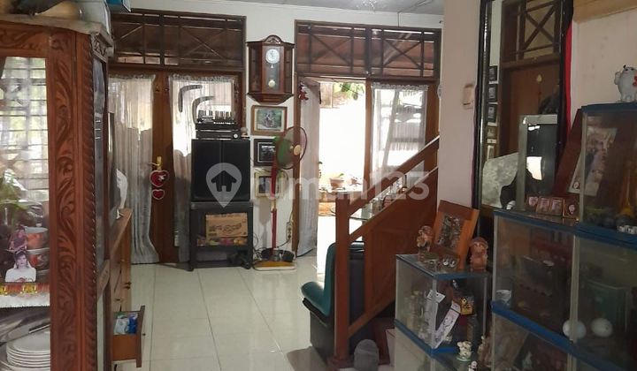 Rumah Luas 252m2 Siap Huni Di Bajar Wijaya 2