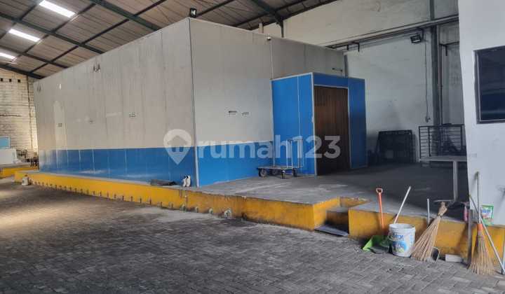 Antropolis Margomulyo Warehouse with Two Cold Storage Units