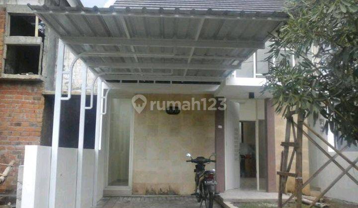 Rumah Di Perumahan De Casablanca Residence Cemorokandang Malang Shm Sudah Renovasi 1