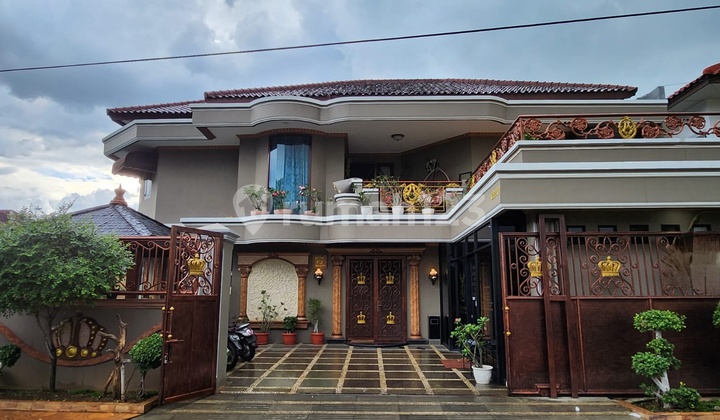 Rumah Mewah Semi Furnish Ada Kolam Renang Di Taman Modern Cakung Jakarta Timur 2