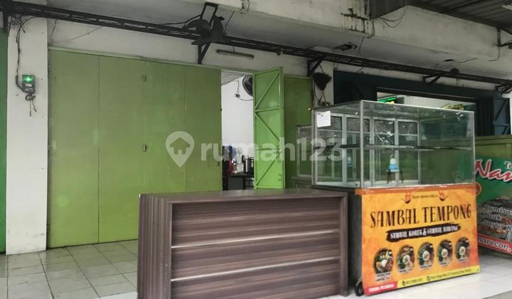 For sale, a 3-story shophouse in Duta Harapan Telaga Mas, flood-free, strategic location ideal for culinary and office businesses. 2