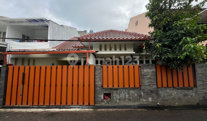 Rumah Dijual Cijagra Situsari Buah Batu Bandung Mewah & Siap Huni Rumah Dijual Cijagra Situsari Buah Batu Bandung Mewah & Siap Huni