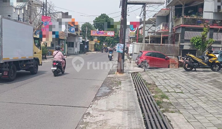 Shop Rental in Antapani Arcamanik Bandung, Busy Street, Strategic Location 2